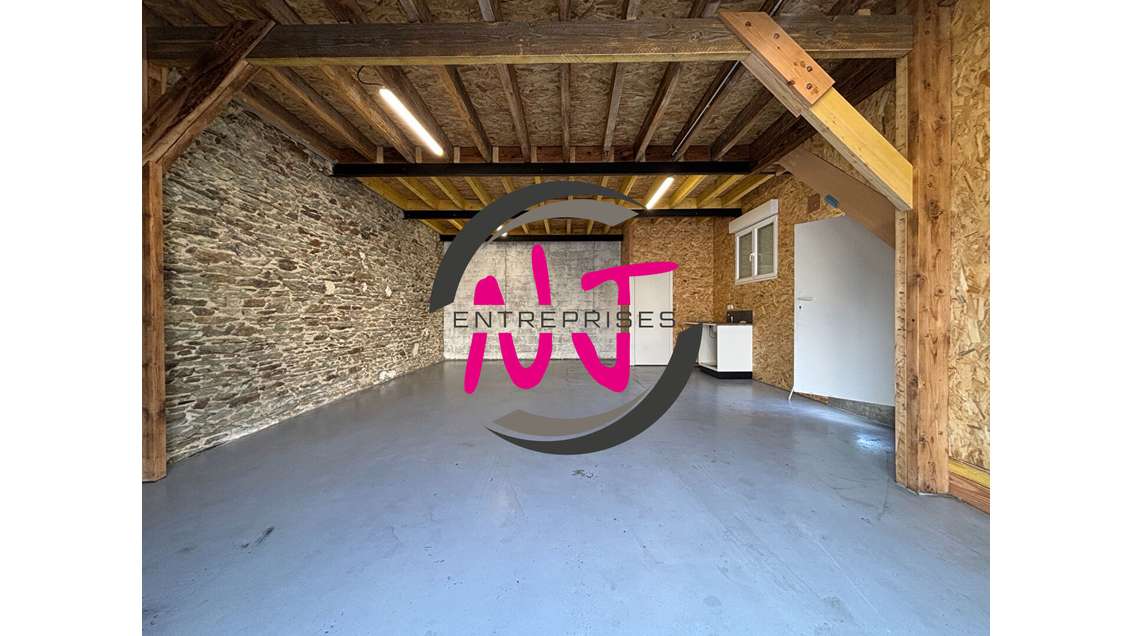 A louer local d'activité 98m² Feneu Angers Nord