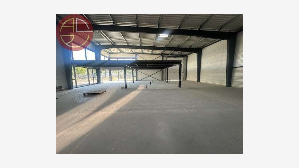 Loue entrepôt 756m² à Toulouse Nord-Est Fenouillet