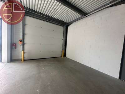 A louer entrepôt de 378m² avec bureaux Fenouillet