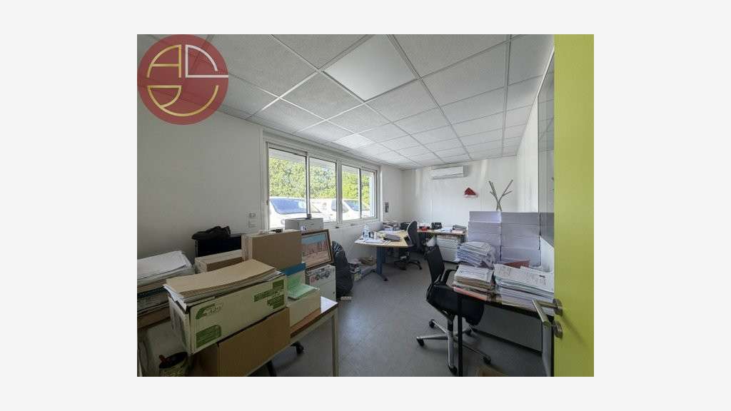 A louer entrepôt 1000m² à Fenouillet RN20