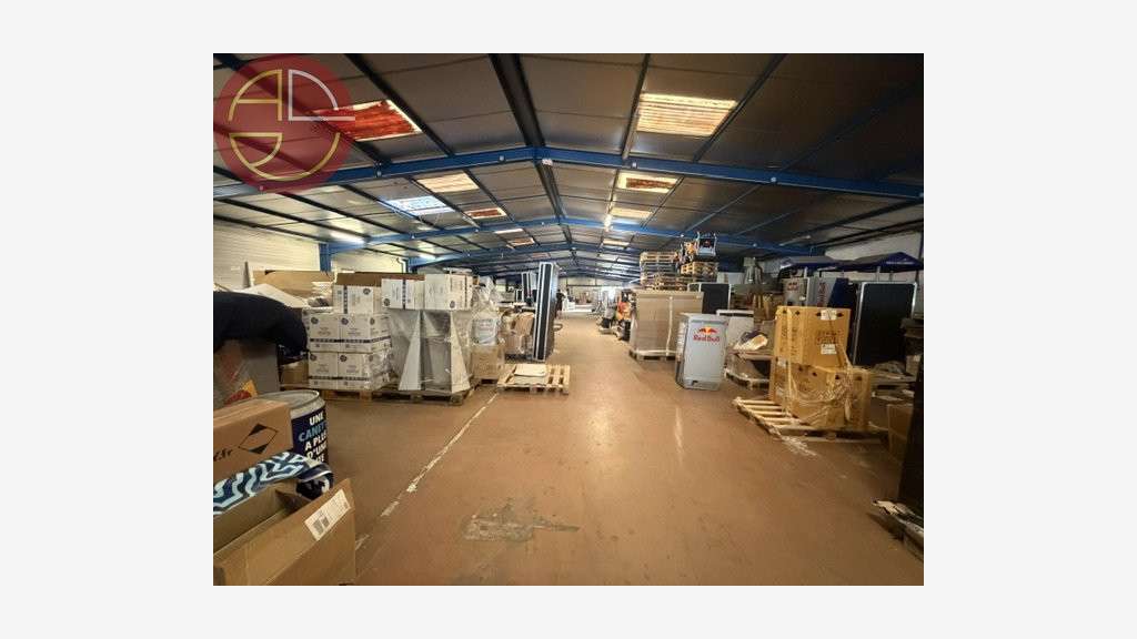A louer entrepôt 1000m² à Fenouillet RN20