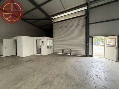À louer entrepôt 720m² à Fenouillet proche RN20