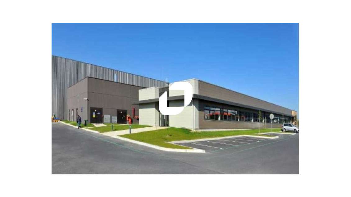 A louer Local d'activité 6000m² Ferrieres