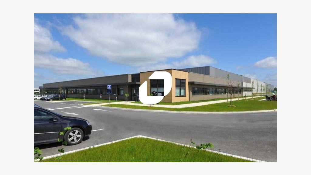 A louer Local d'activité 6000m² Ferrieres