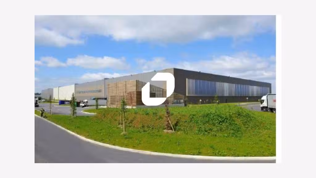A louer Local d'activité 6000m² Ferrieres