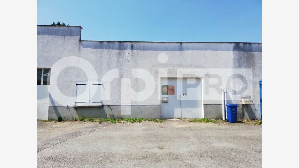 A louer local d'activités de 110m² à Feytiat