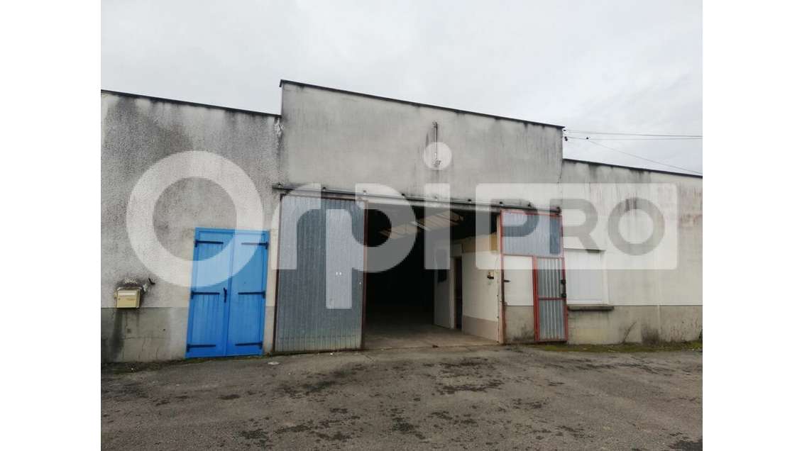 A louer local d'activités de 216m² à Feytiat