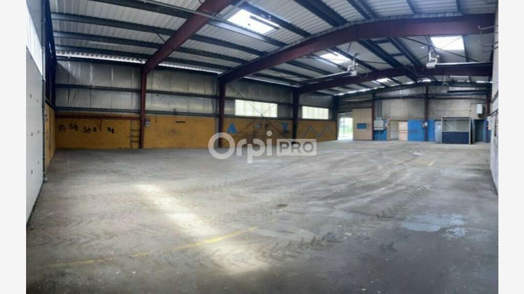 A louer local d'activité de 675m² à Dijon Sud