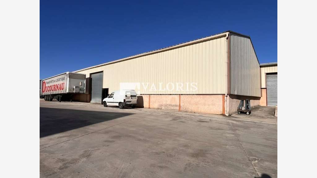 A louer entrepôt logistique à Flassans-sur-Issole
