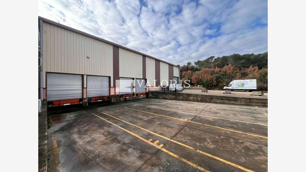 A louer entrepôt logistique à Flassans-sur-Issole