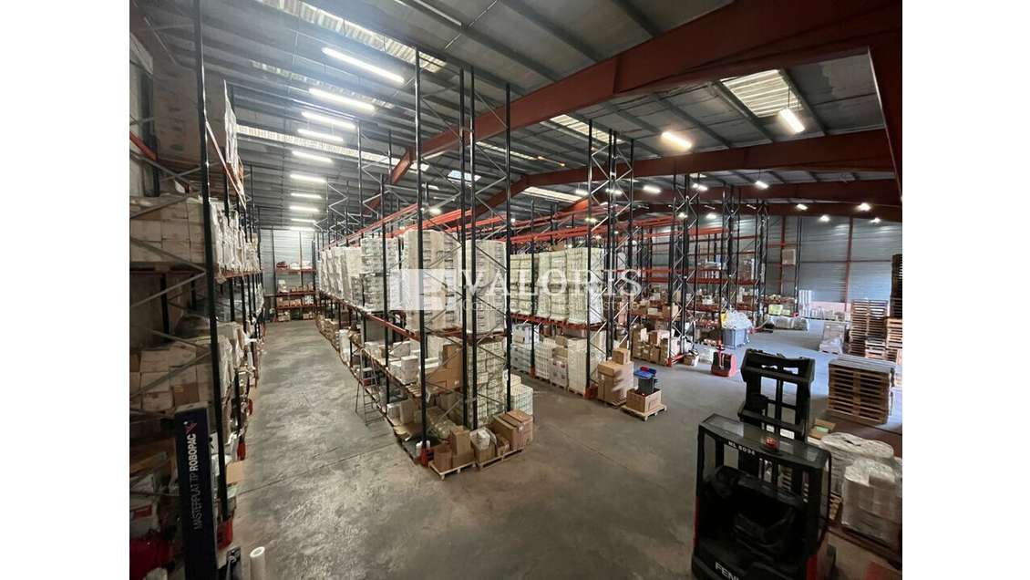 FLASSANS SUR ISSOLE - ENTREPOT - LOGISTIQUE à