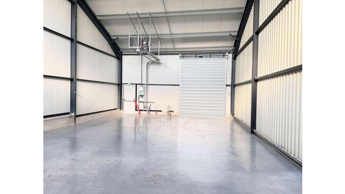 A louer cellules d'activités de 125m² à Fléac