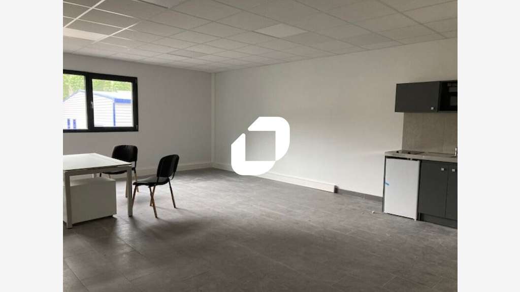 A louer Local d'activité 1728m² Fleurieu sur saone