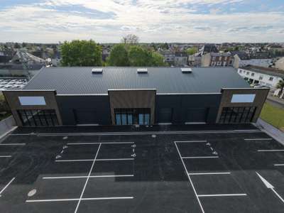 Loue cellule commerciale 380m² Fleury-les-Aubrais