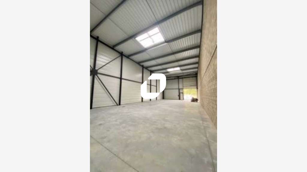 A louer Local d'activité 435m² Flins sur seine