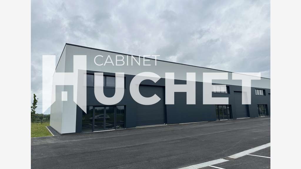 A louer local 182m² proche de Bayeux à Formigny