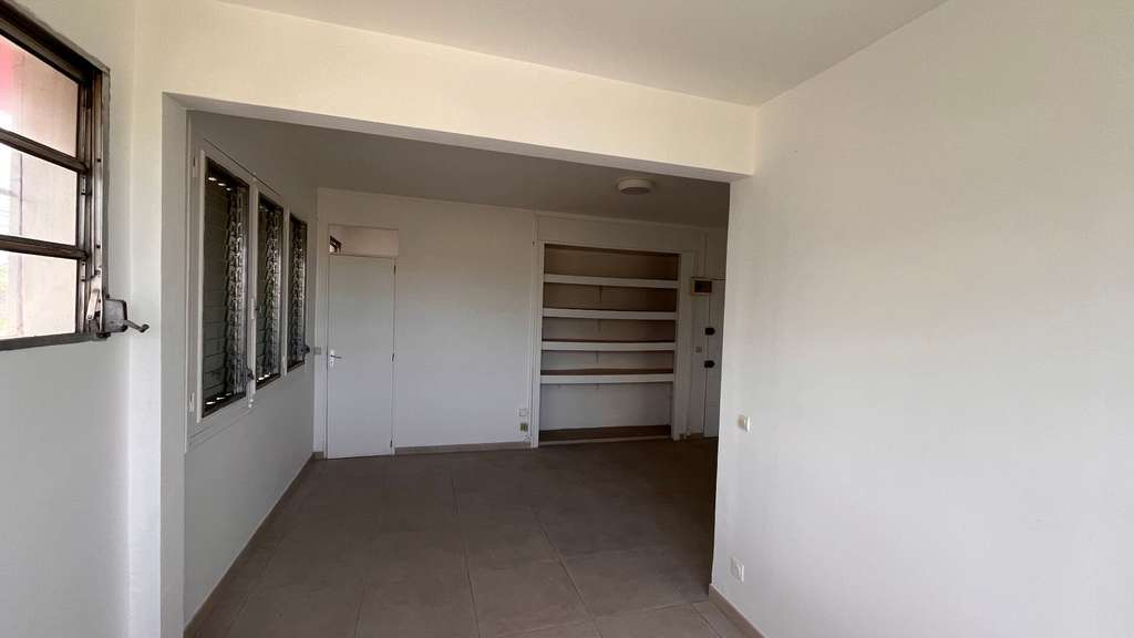 Local 42.32m² idéal prof médicale Fort-de-France