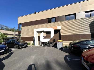 Location Locaux d'activités - Entrepôts à Franconville