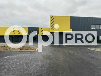 Location Locaux d'activités - Entrepôts à Frans