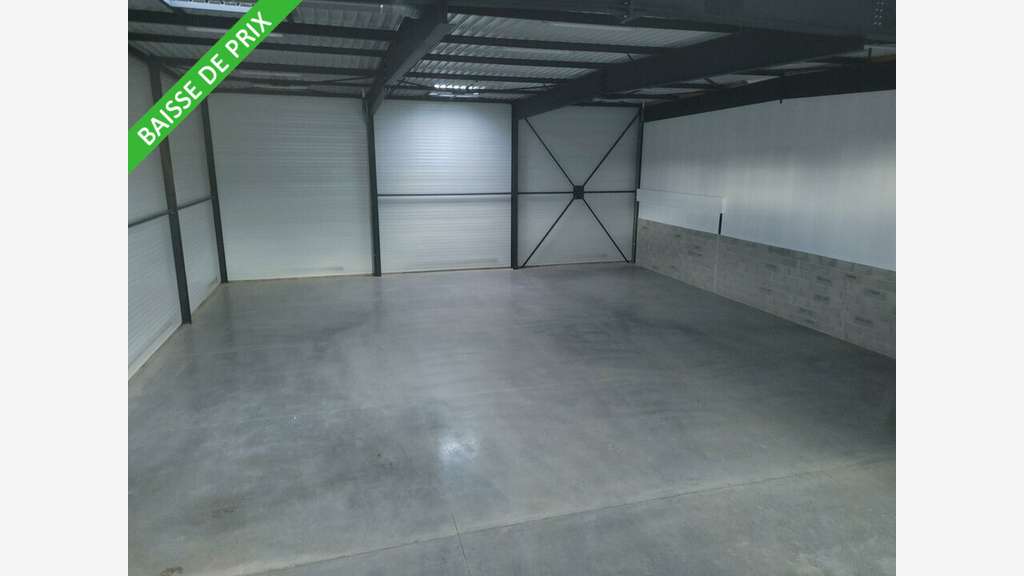 A louer entrepôt 538m² neuf avec mezzanine à Frans