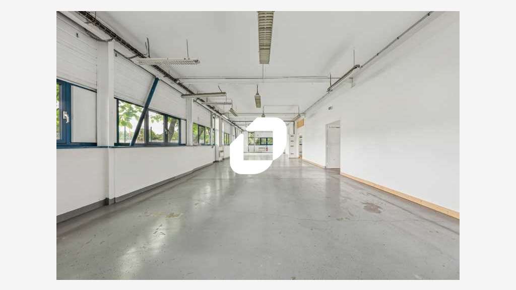 A louer Local d'activité 1115m² Fresnes