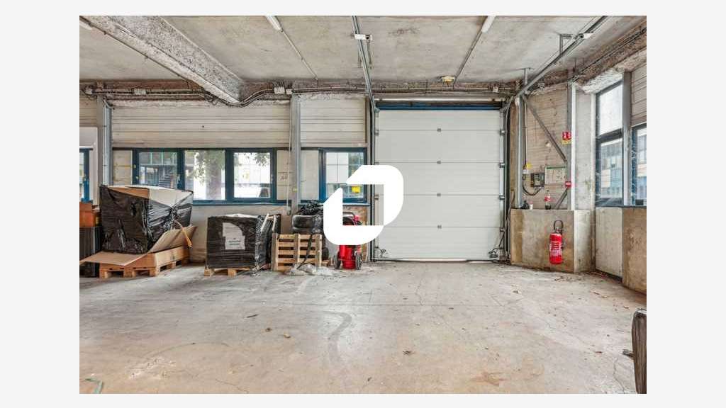 A louer Local d'activité 1115m² Fresnes