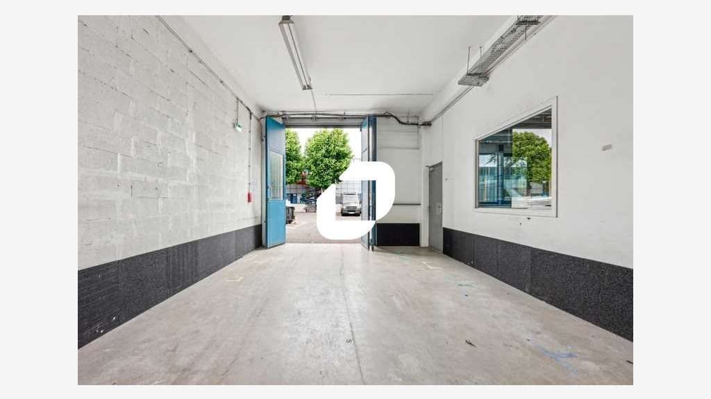 A louer Local d'activité 2426m² Fresnes