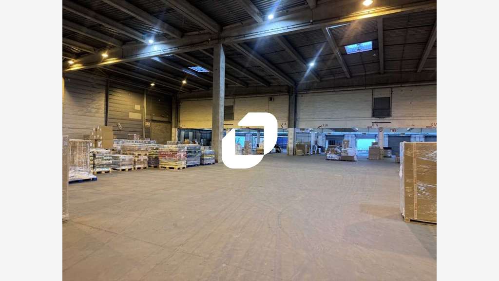 A louer Local d'activité 5378m² Fretin