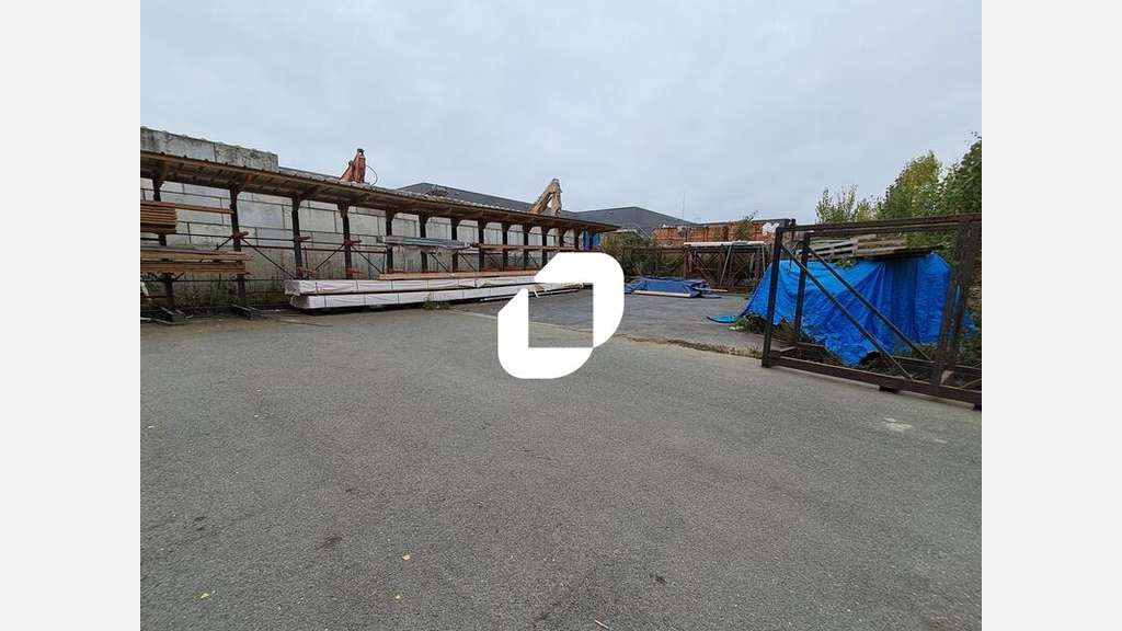 A louer Local d'activité 920m² Fretin