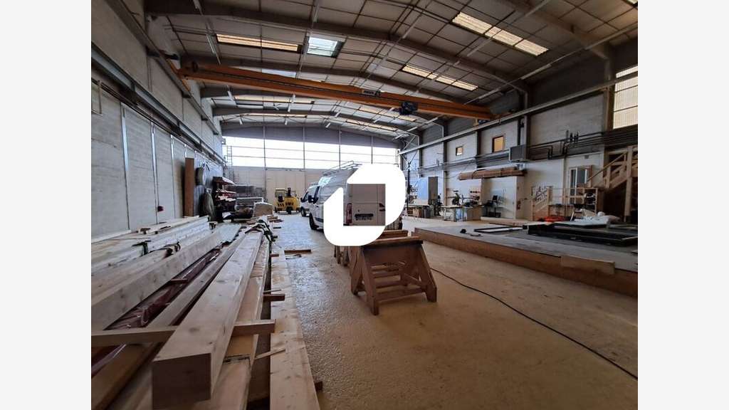 A louer Local d'activité 920m² Fretin