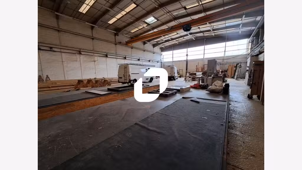 A louer Local d'activité 920m² Fretin