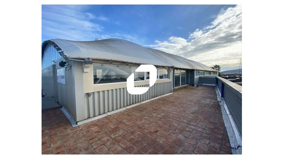 A louer Local d'activité 276m² Frontignan