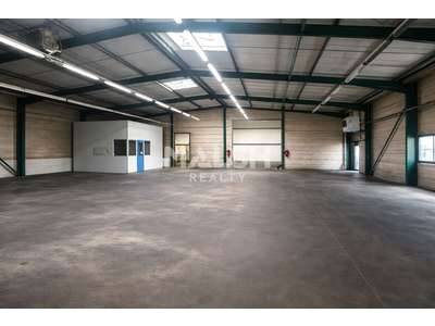 Location Locaux d'activités - Entrepôts à Frontonas