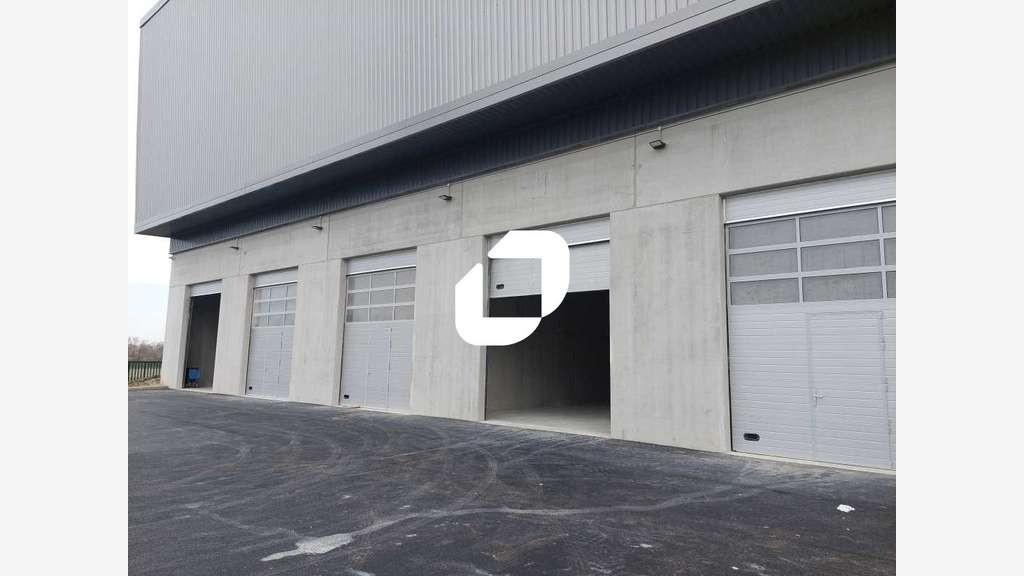 A louer Local d'activité 85m² Galluis