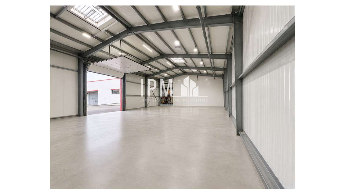 A louer local d'activité de 400 m² 13120 GARDANNE