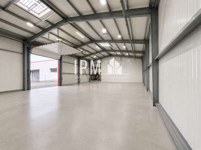 Location Locaux d'activités - Entrepôts à Gardanne