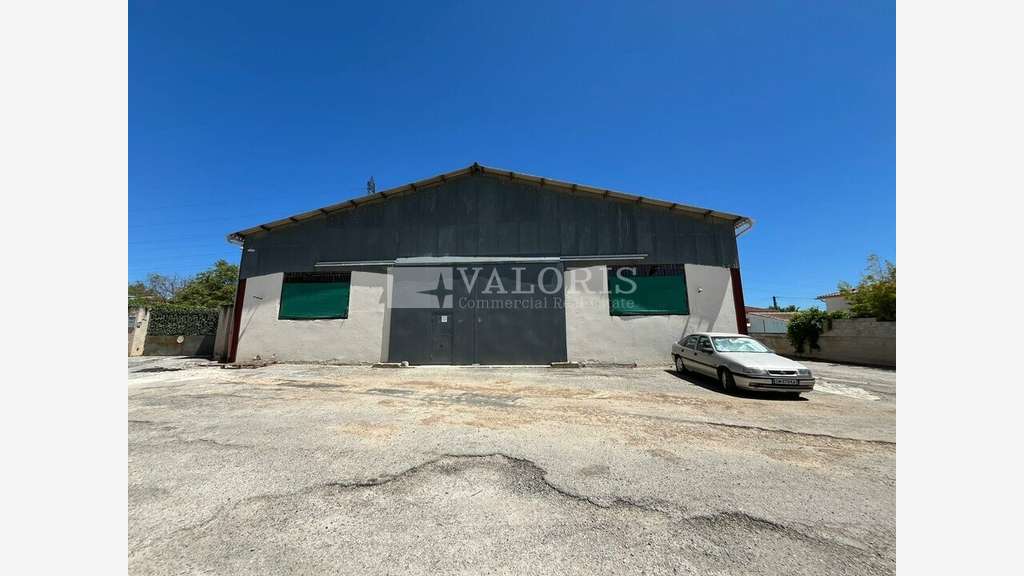 Cellule d'activité 500m² à louer à Gardanne A51/A8