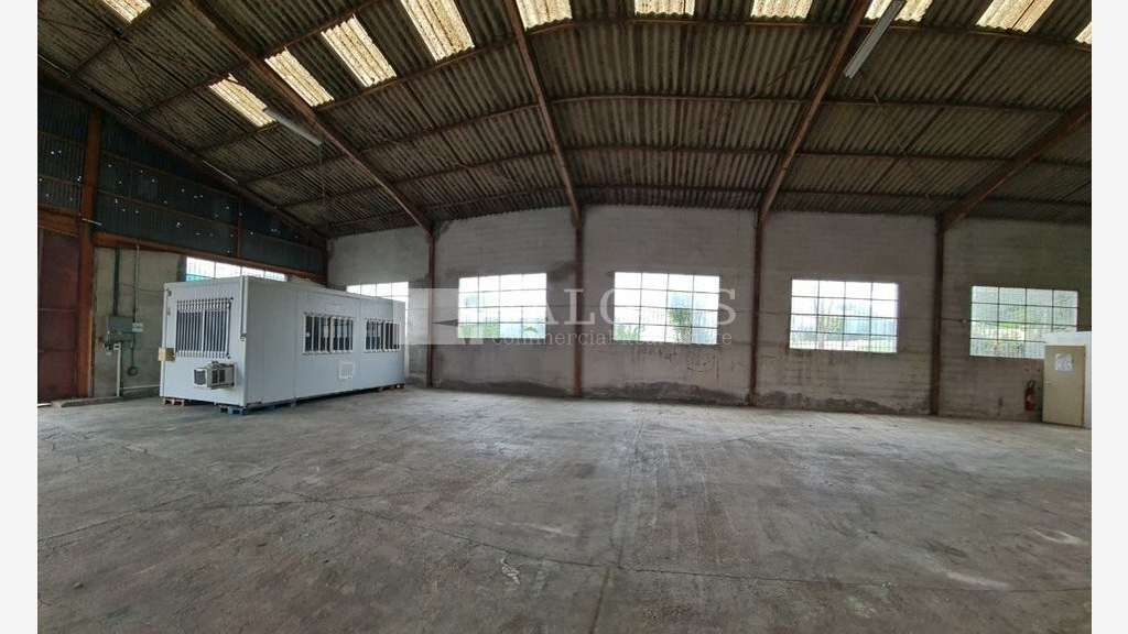 Cellule d'activité 500m² à louer à Gardanne A51/A8