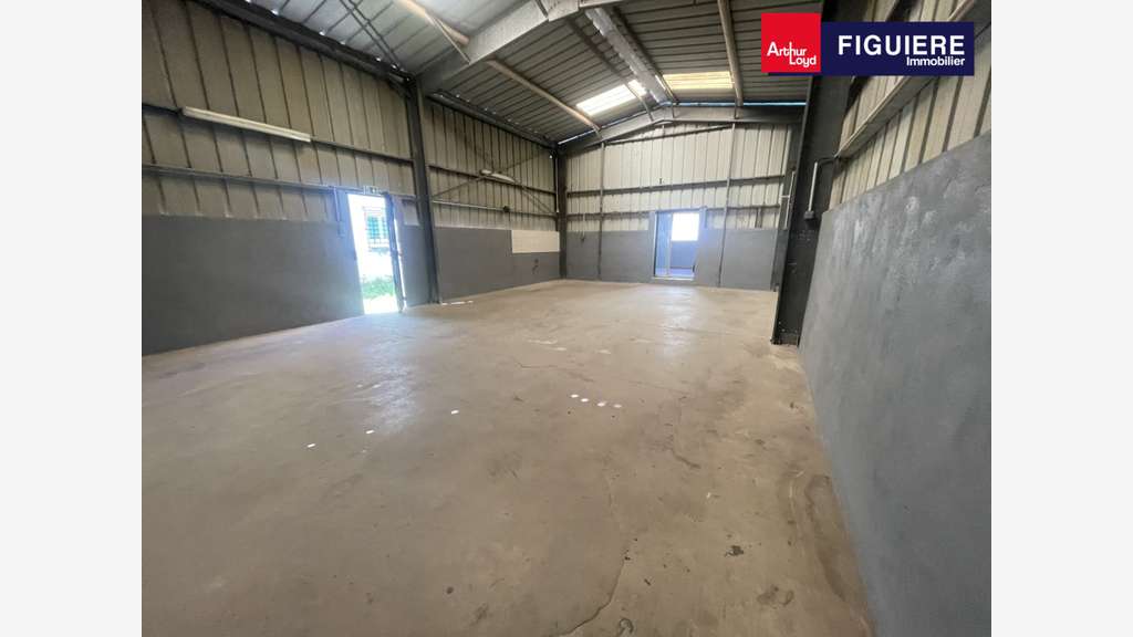 Local d'activités de 70m² à louer en za à Gardanne