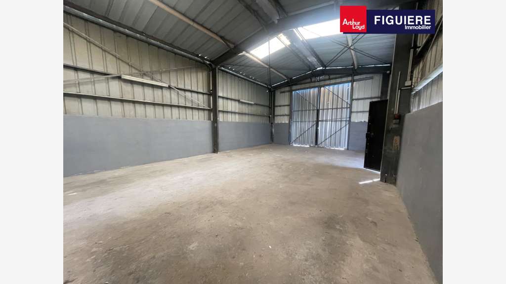 Local d'activités de 70m² à louer en za à Gardanne