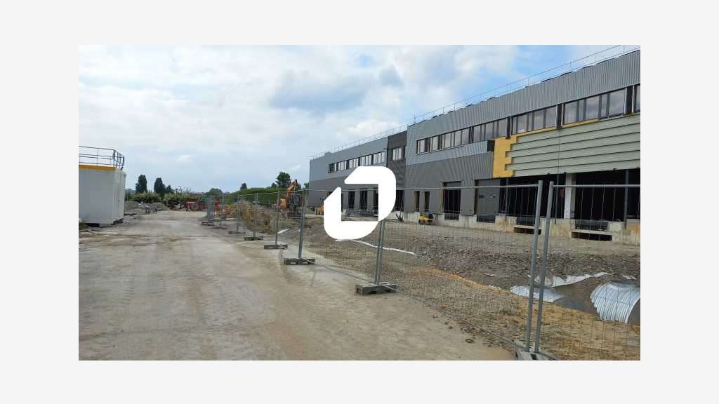 vous propose à la location un immeuble cl