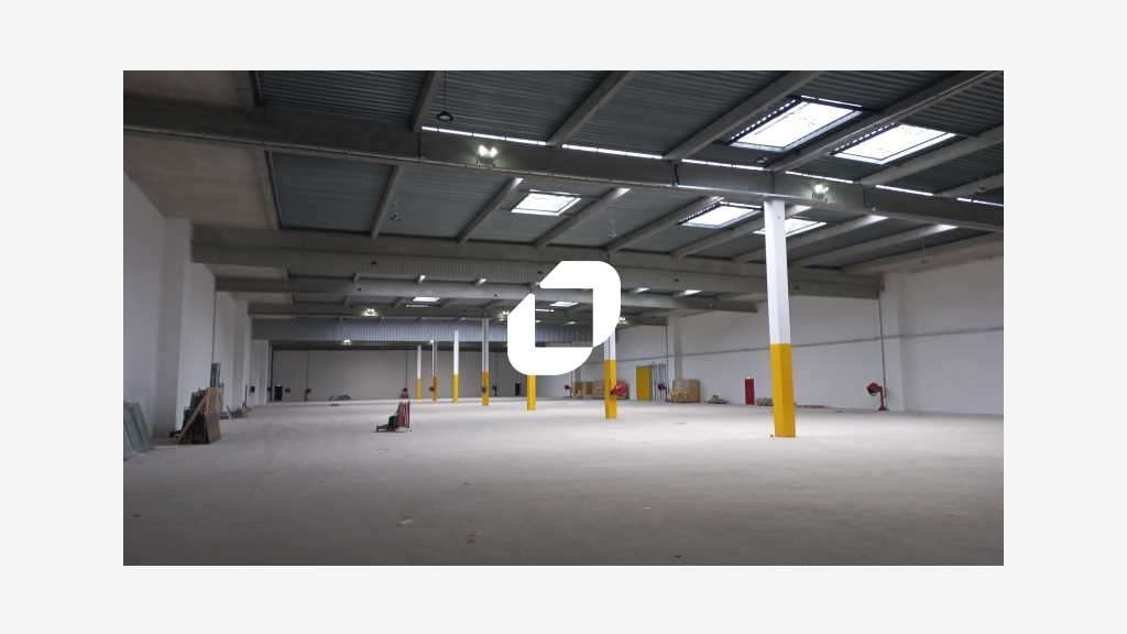 vous propose à la location un immeuble cl