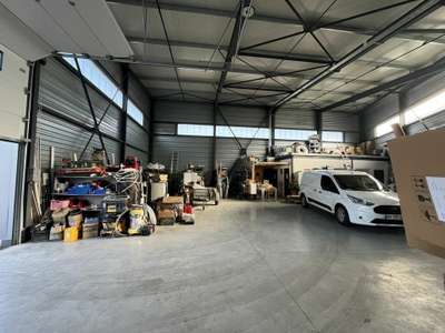 Location Locaux d'activités - Entrepôts à Garons