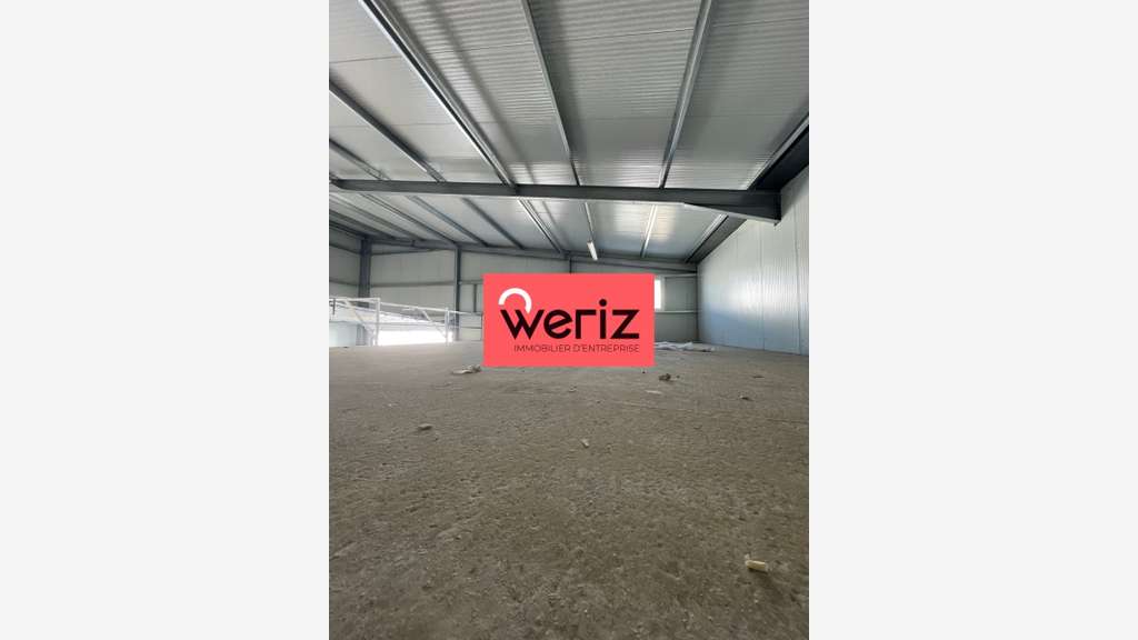 A louer locaux neufs 1050m²  proche ZI des Paluds