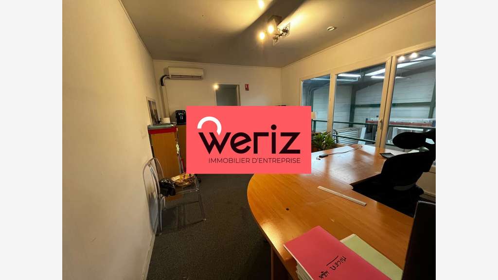 A louer local d'activité 45m² à Aubagne accès PL