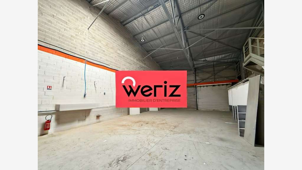 Location local d'activité 1200m² à Gémenos