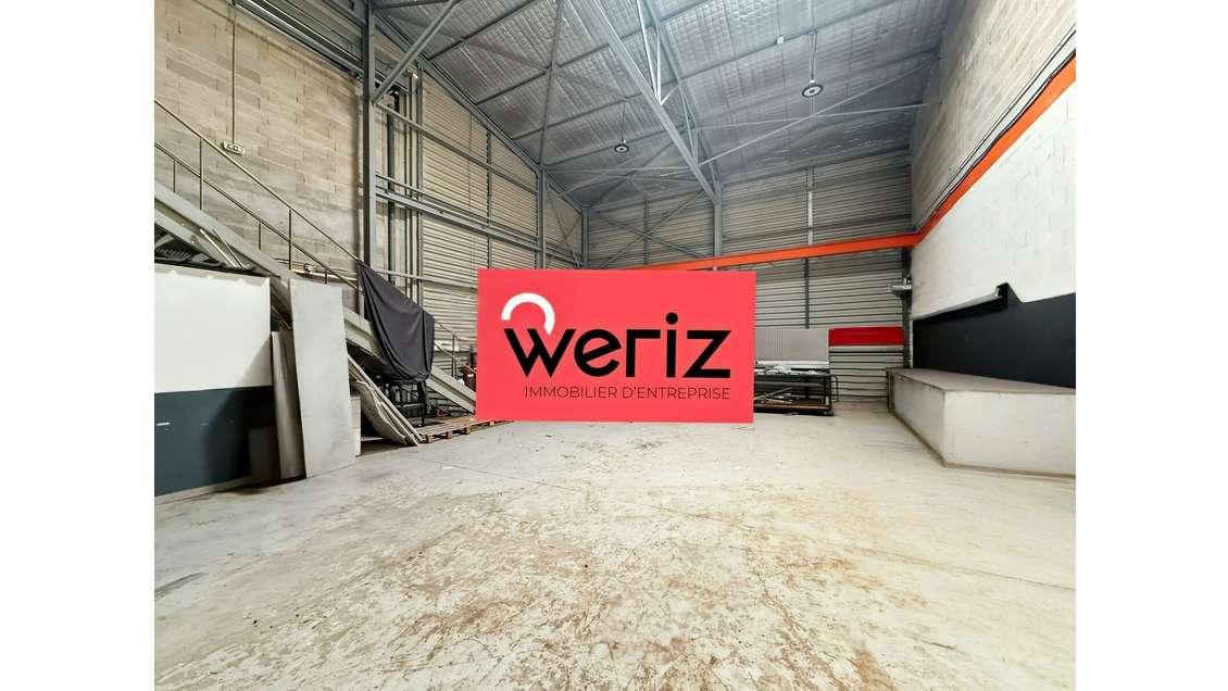 Location local d'activité 1200m² à Gémenos