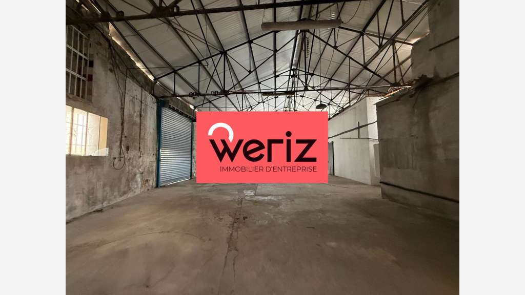 A louer local de stockage 1200m² à Gémenos