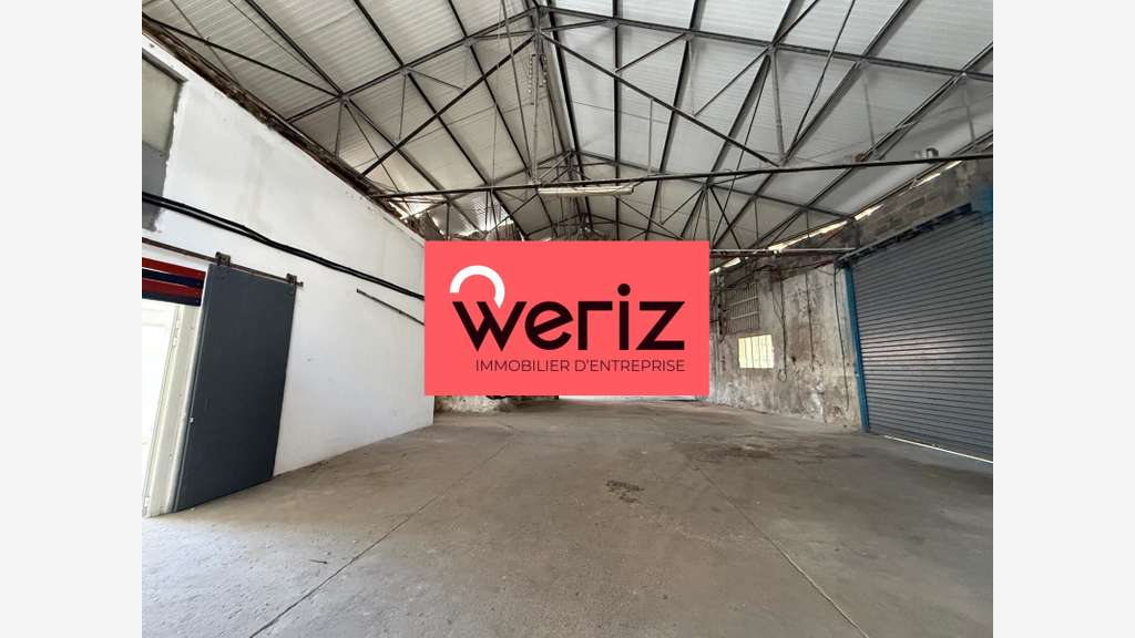 A louer local de stockage 1200m² à Gémenos
