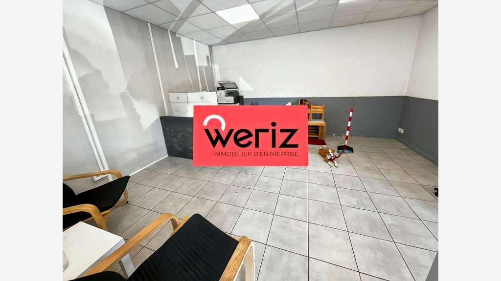 Local d'activités 200m² dans la zone de Gémenos